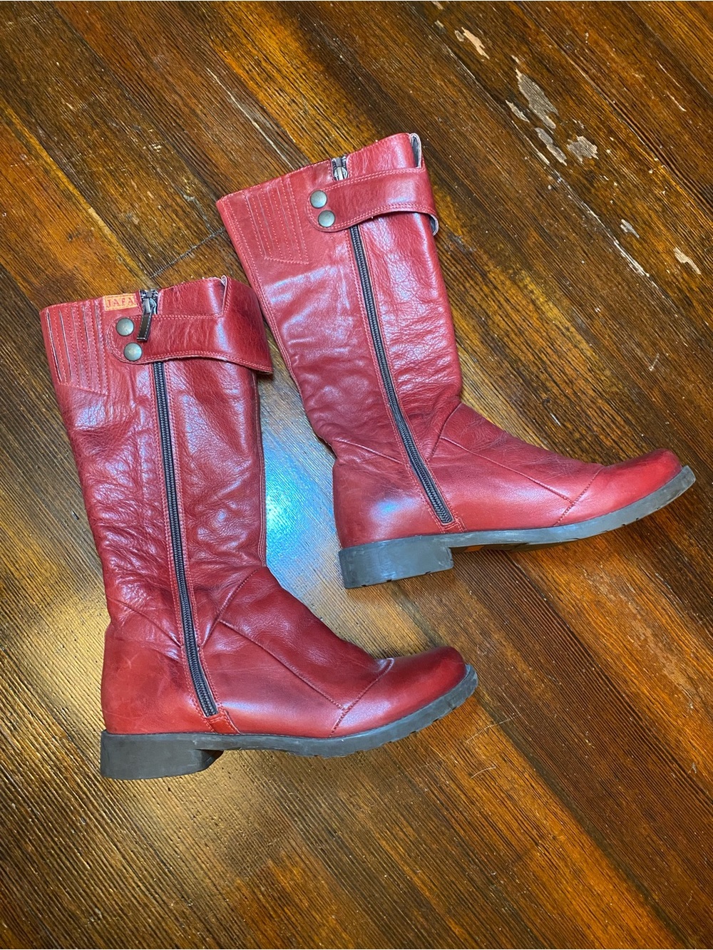 EUC Beautiful JAFA Size 38 Red Leather Mid-Calf Bohemian Combat Boots Side Zip